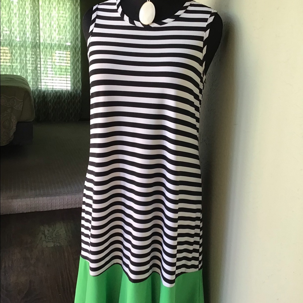 COLOR POP DRESS‼️ - Picture 2 of 6